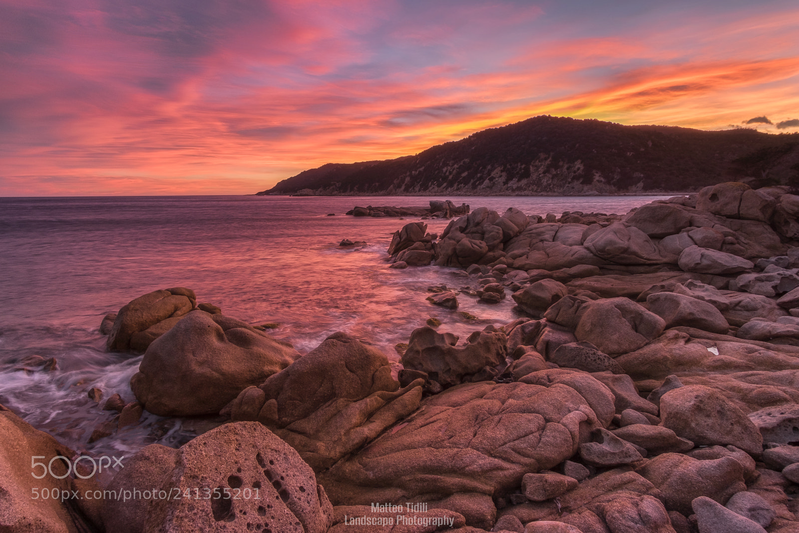 Fujifilm X-T1 sample photo. Lenticulars at sunset photography