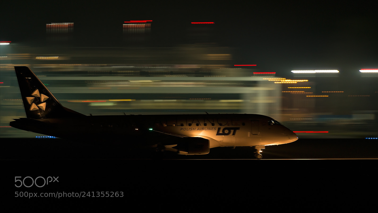 Nikon D800 sample photo. Embraer 170lr star alliance photography