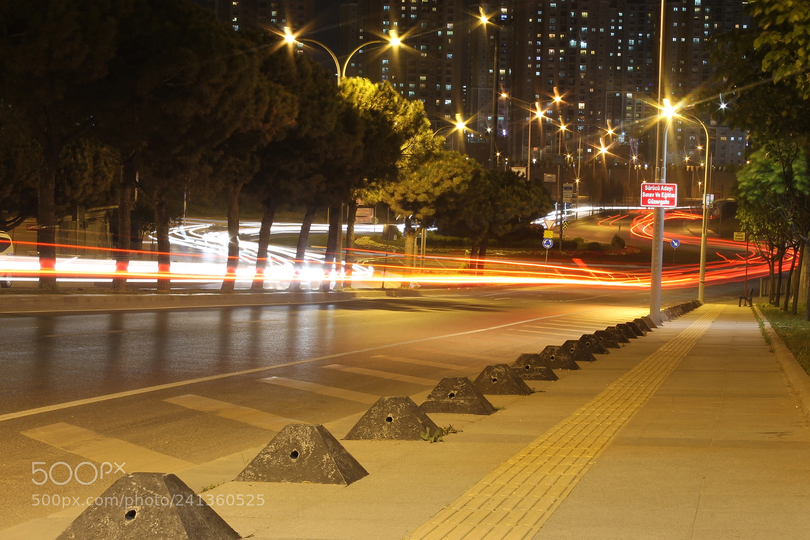 Canon EF-S 18-55mm F3.5-5.6 III sample photo. Untitled photography