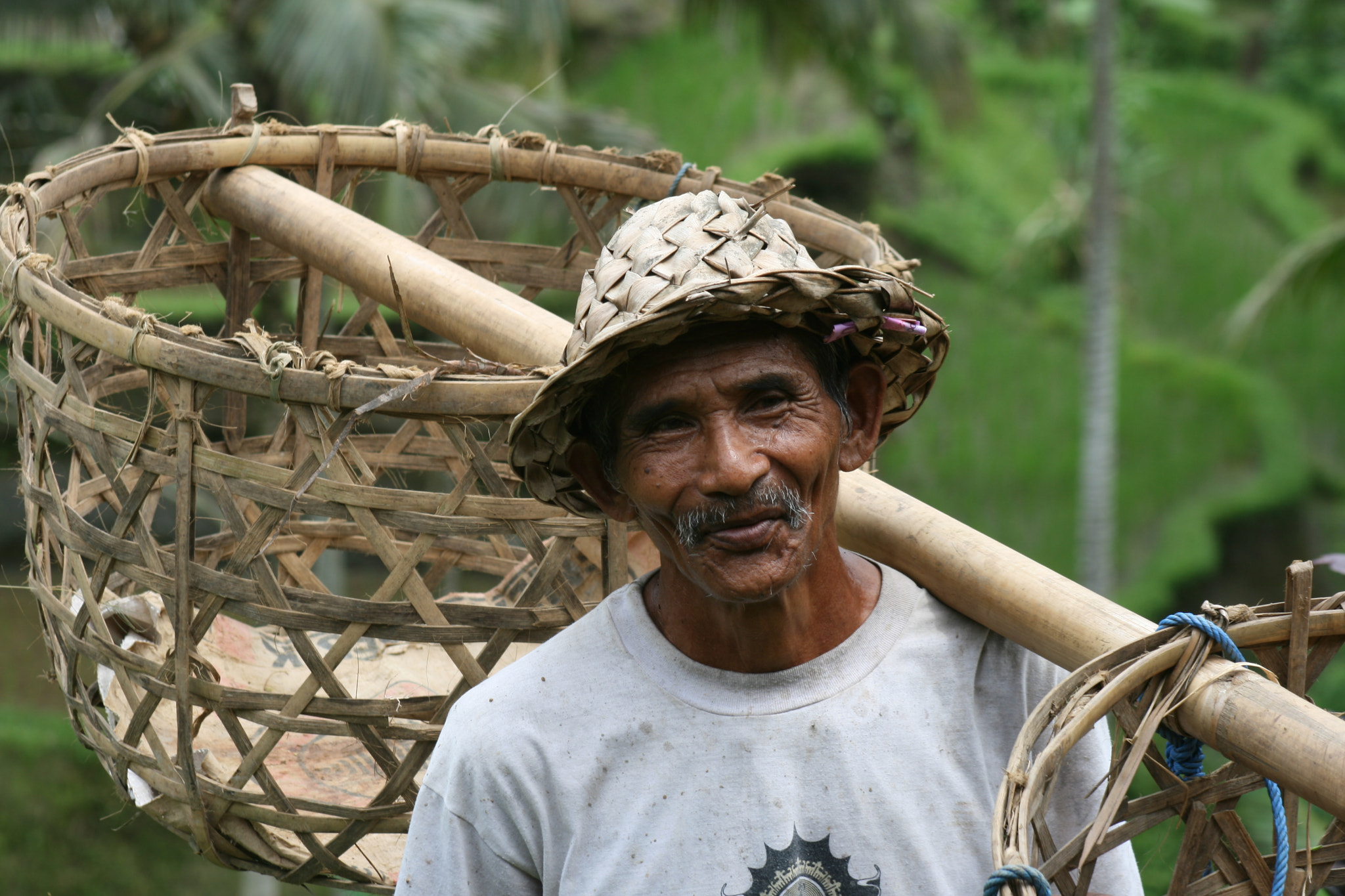 EF75-300mm f/4-5.6 sample photo. Bali photography