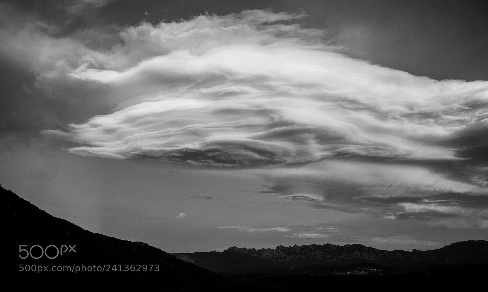 Nikon D3200 sample photo. Nuages lanticulaire photography