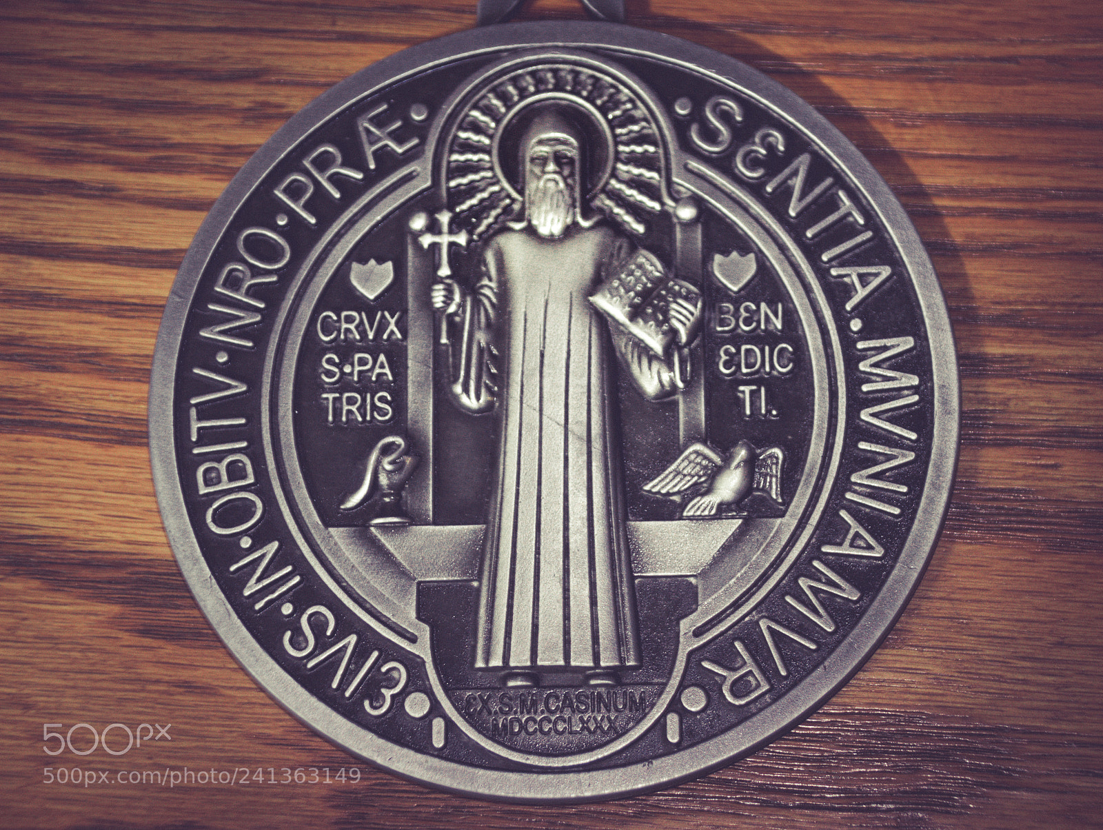 Canon EOS 1200D (EOS Rebel T5 / EOS Kiss X70 / EOS Hi) sample photo. Saint benedict medal symbols photography
