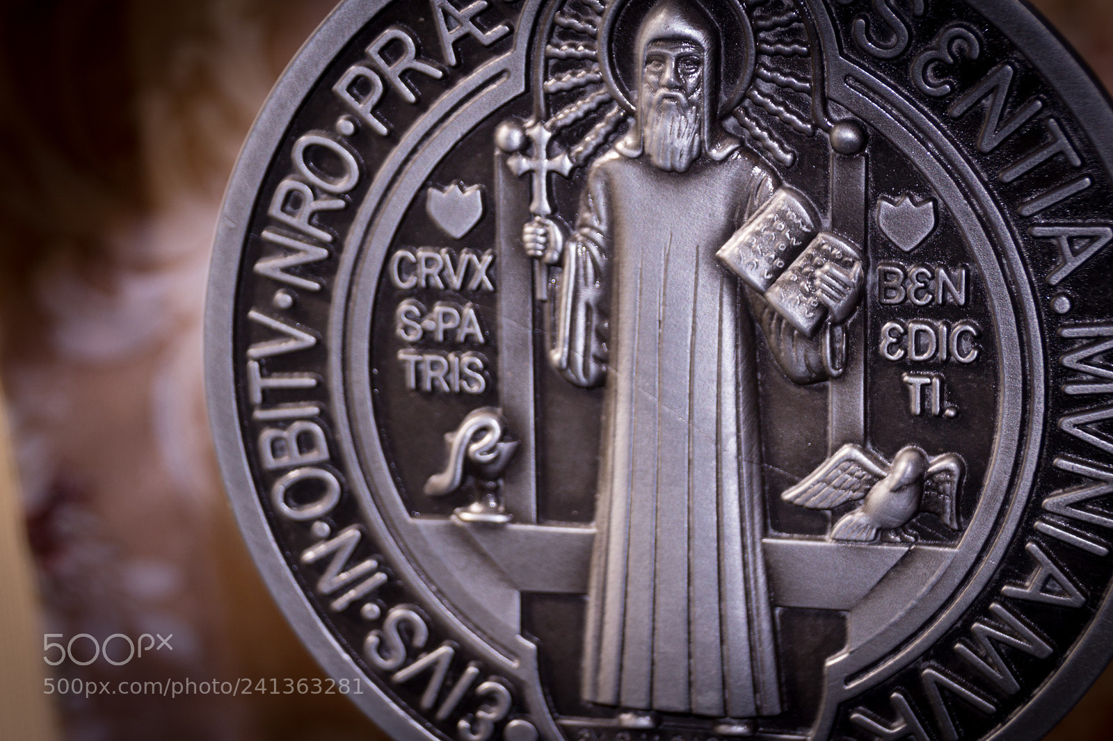 Canon EOS 1200D (EOS Rebel T5 / EOS Kiss X70 / EOS Hi) sample photo. Saint benedict medal symbols photography