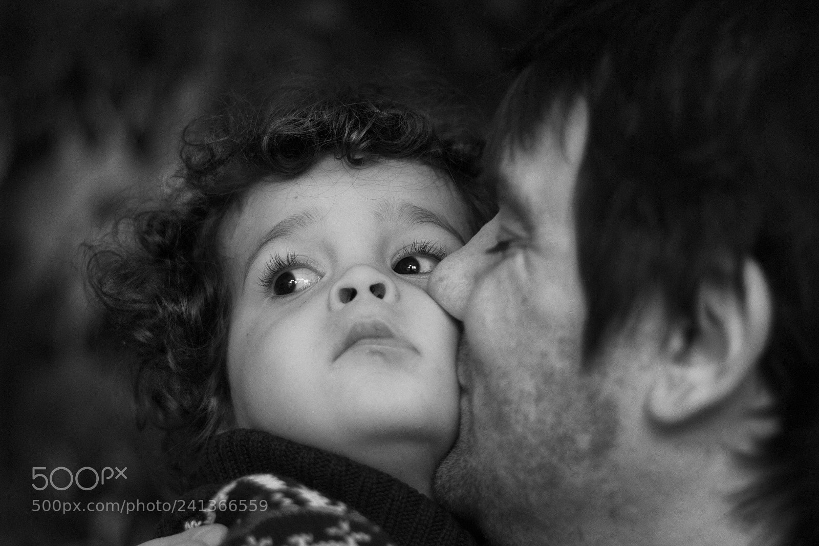 Canon EOS 1200D (EOS Rebel T5 / EOS Kiss X70 / EOS Hi) sample photo. Hug with dad photography