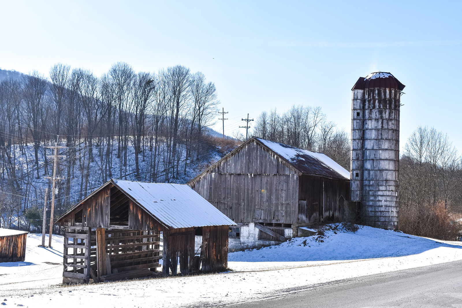 Nikon D3400 sample photo. Run down farm photography