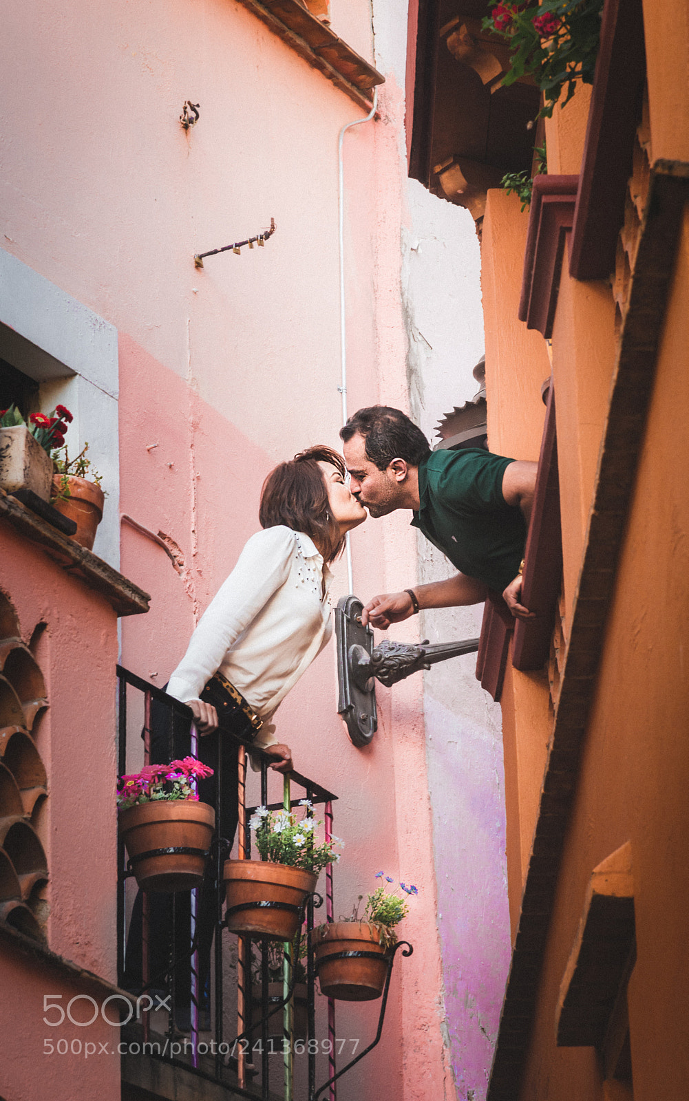 Nikon D810 sample photo. Alley of the kiss photography