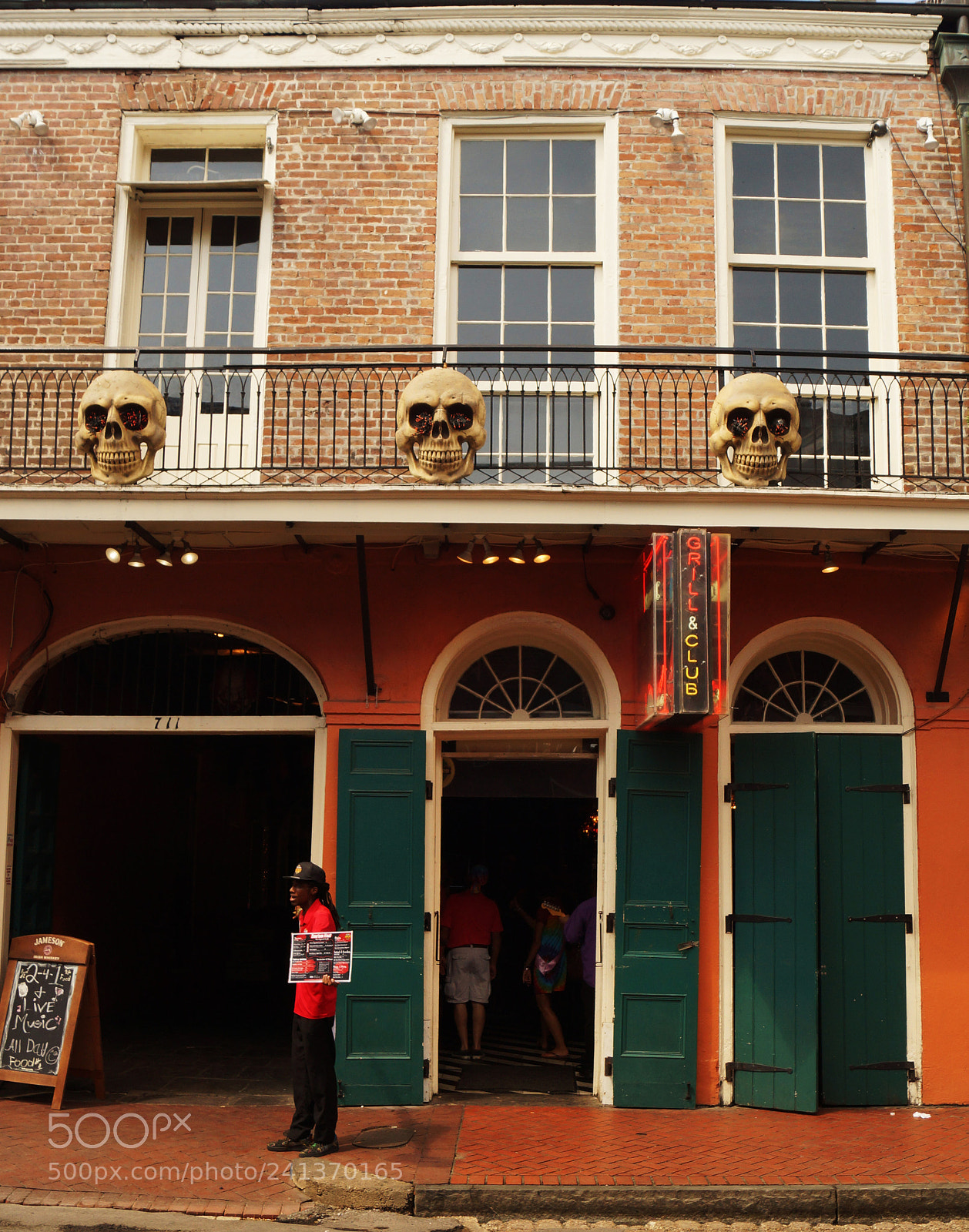 Sony SLT-A65 (SLT-A65V) sample photo. Creole restraunt front photography