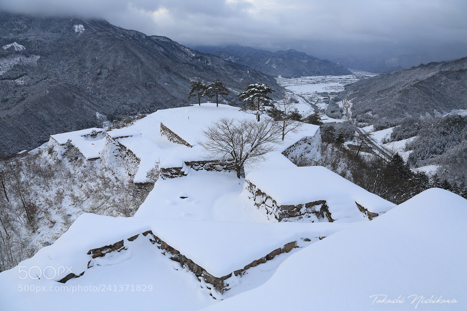 Canon EOS 5D sample photo. Snowscape of takeda castle photography