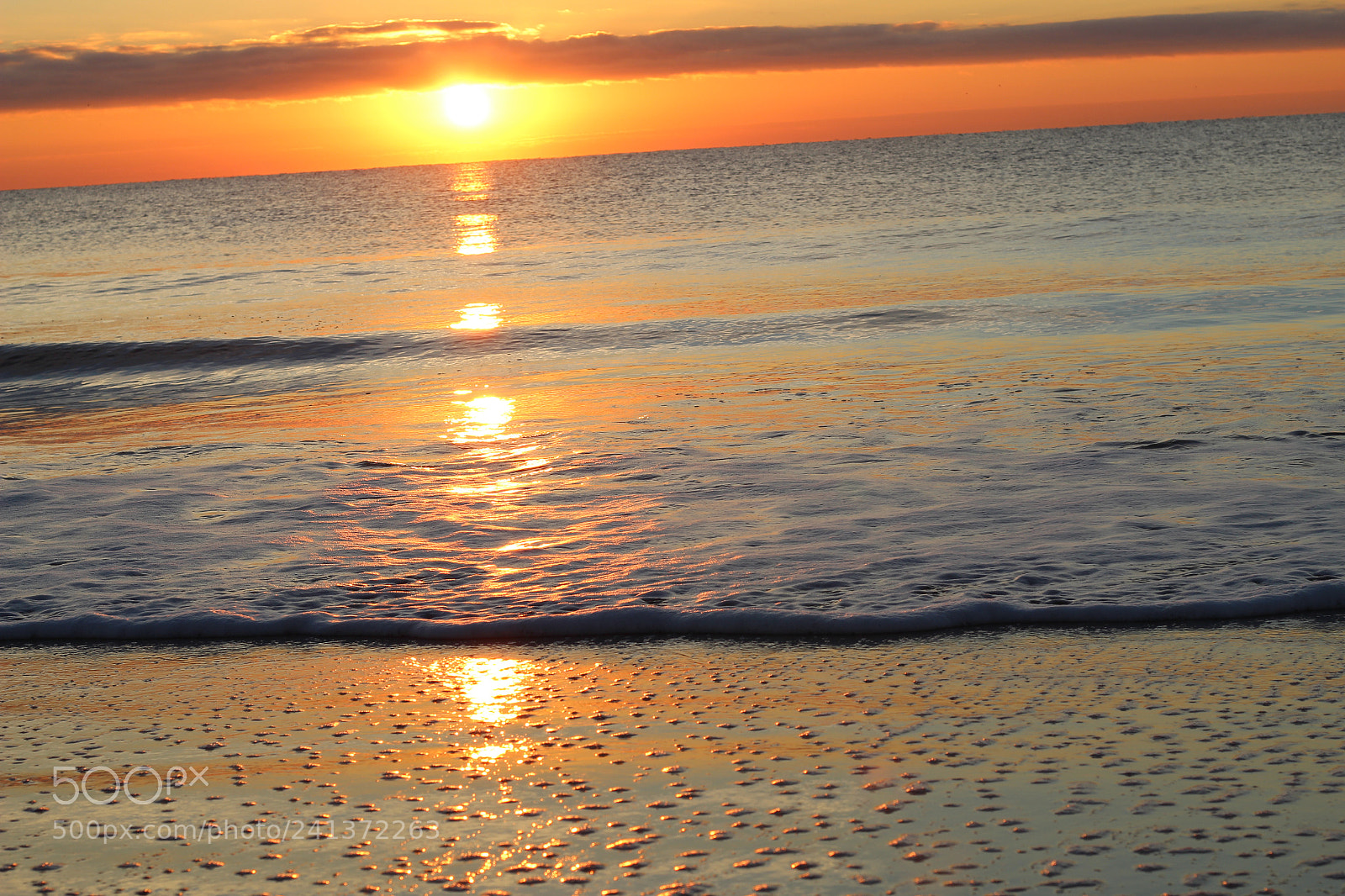 Canon EOS 1300D (EOS Rebel T6 / EOS Kiss X80) sample photo. Sun kissed beach photography