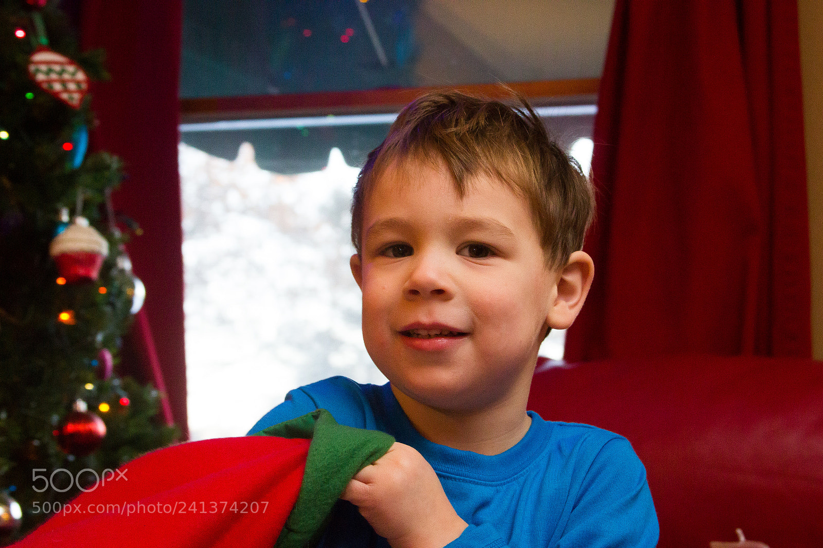 Canon EOS 60D sample photo. Christmas morning photography