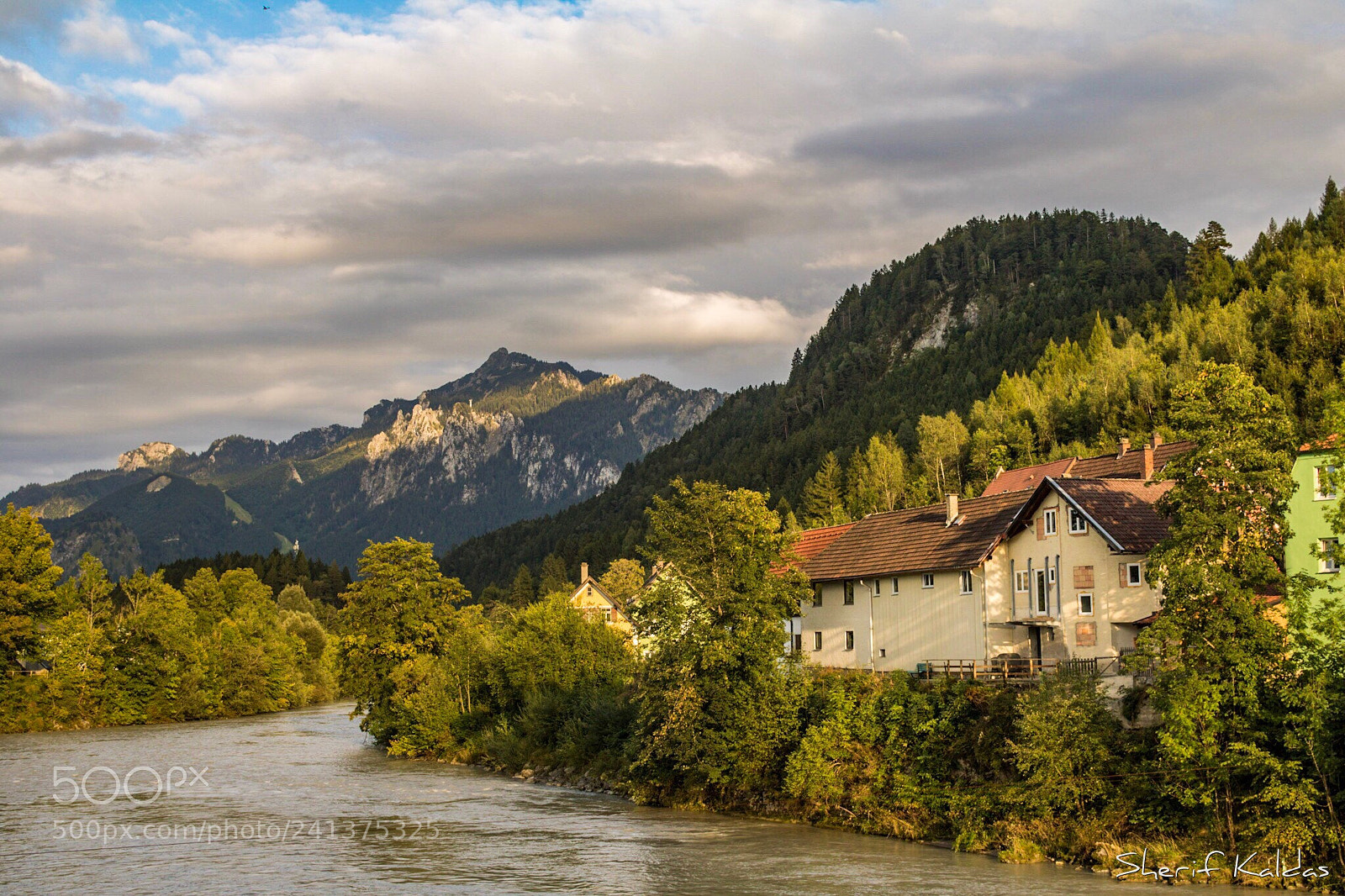 Canon EOS 750D (EOS Rebel T6i / EOS Kiss X8i) sample photo. German alps photography