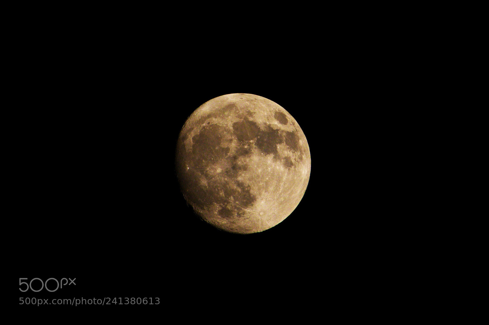 Canon EOS 750D (EOS Rebel T6i / EOS Kiss X8i) sample photo. Full moon photography
