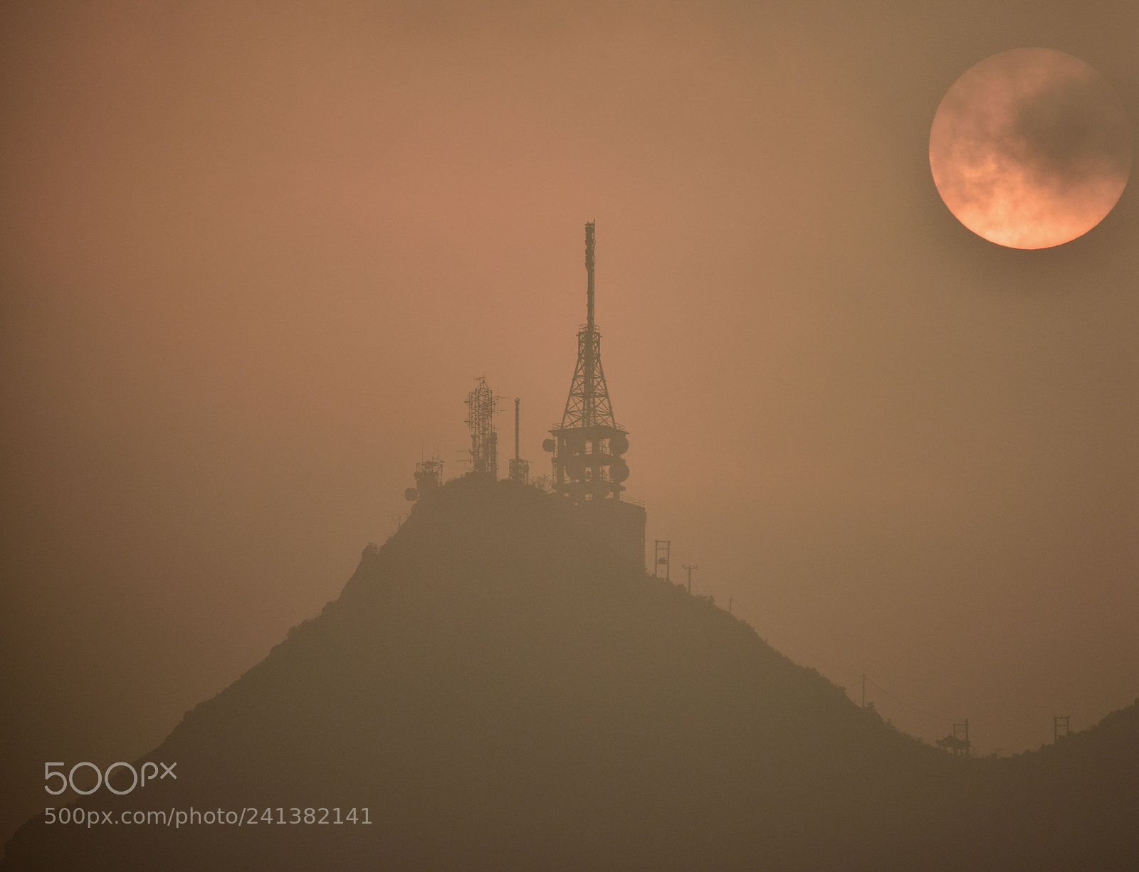 Nikon D810 sample photo. Misty sun over the photography