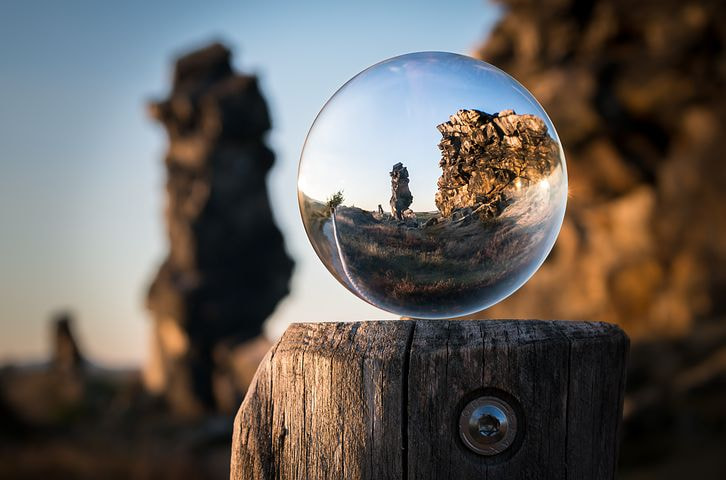 Samsung NX300M sample photo. Glass ball photography