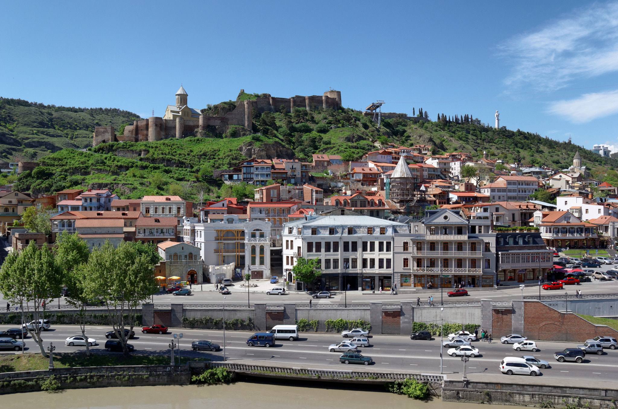 Tamron SP AF 17-50mm F2.8 XR Di II LD Aspherical (IF) sample photo. Tbilisi photography