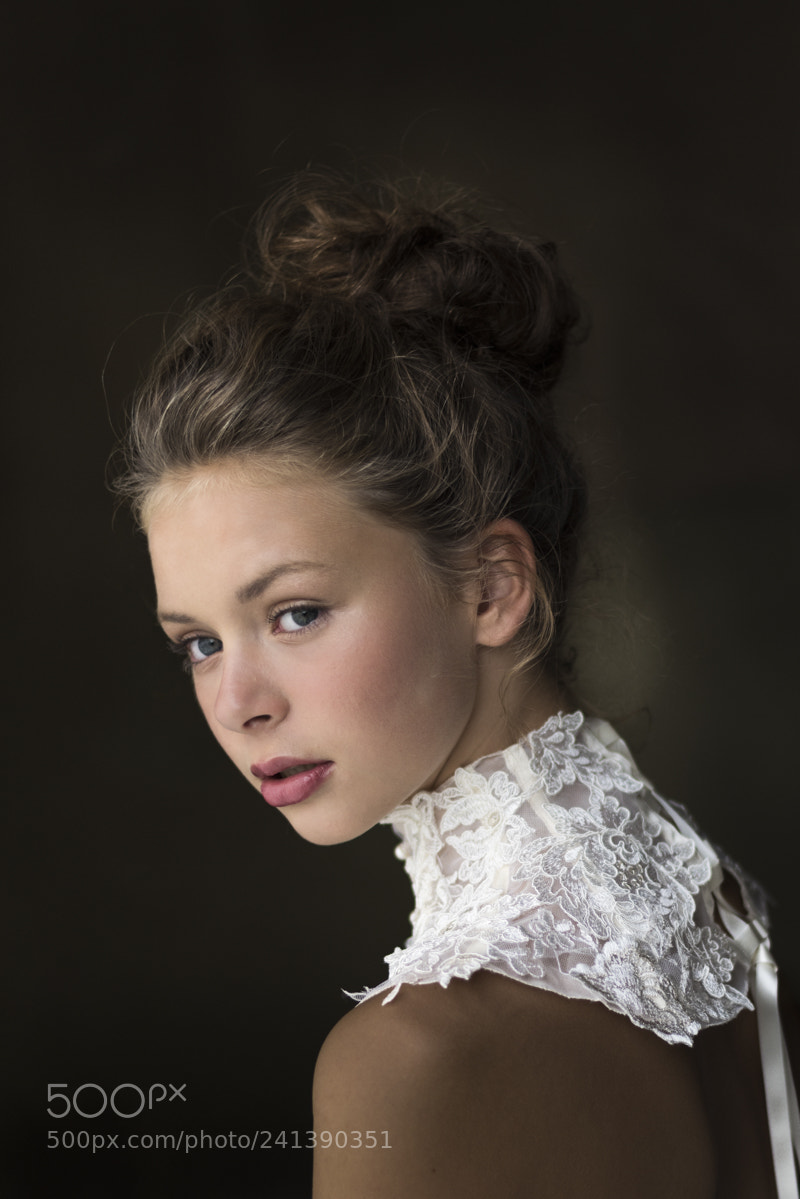 Nikon D810 sample photo. Portrait taken with day photography