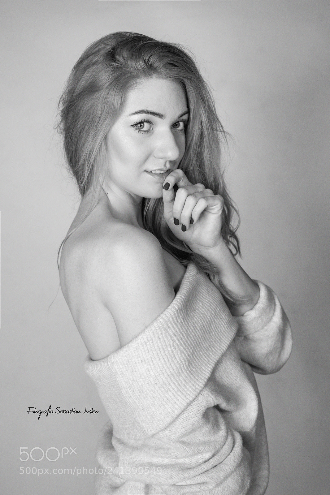 Sony a7 II sample photo. Woman portrait photography