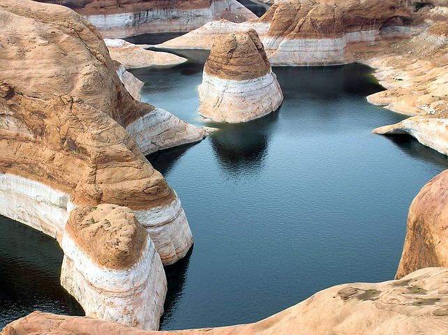 Olympus C750UZ sample photo. Glen canyon photography