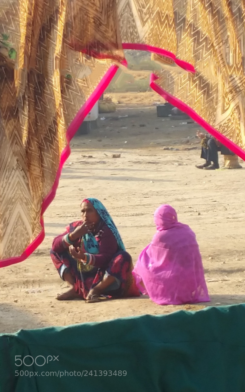 Samsung Galaxy Note4 sample photo. Two women photography