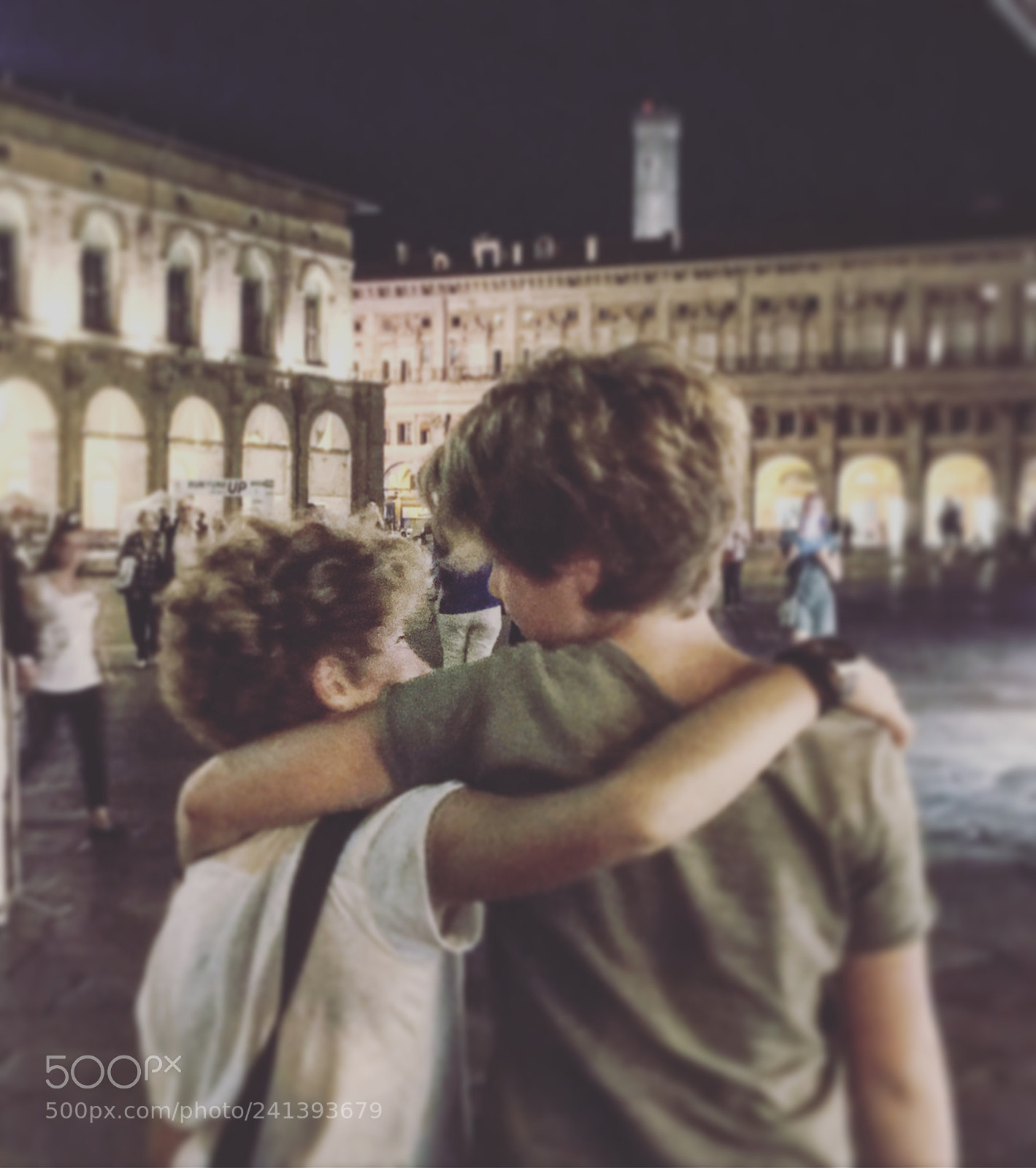 Apple iPhone 6s sample photo. Fratelli...? piazza maggiore, bologna. photography