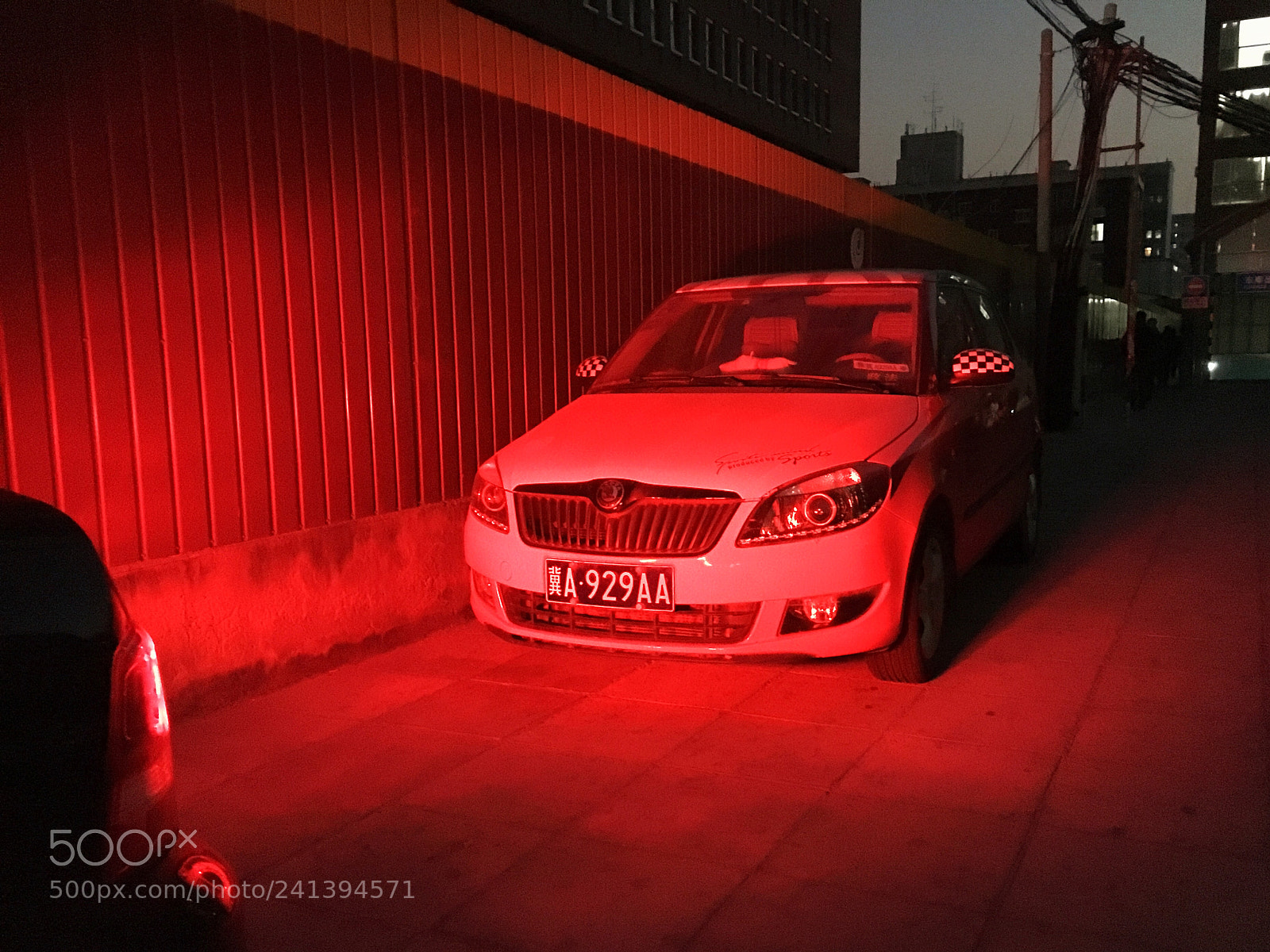 Apple iPhone 6s sample photo. Red lights photography