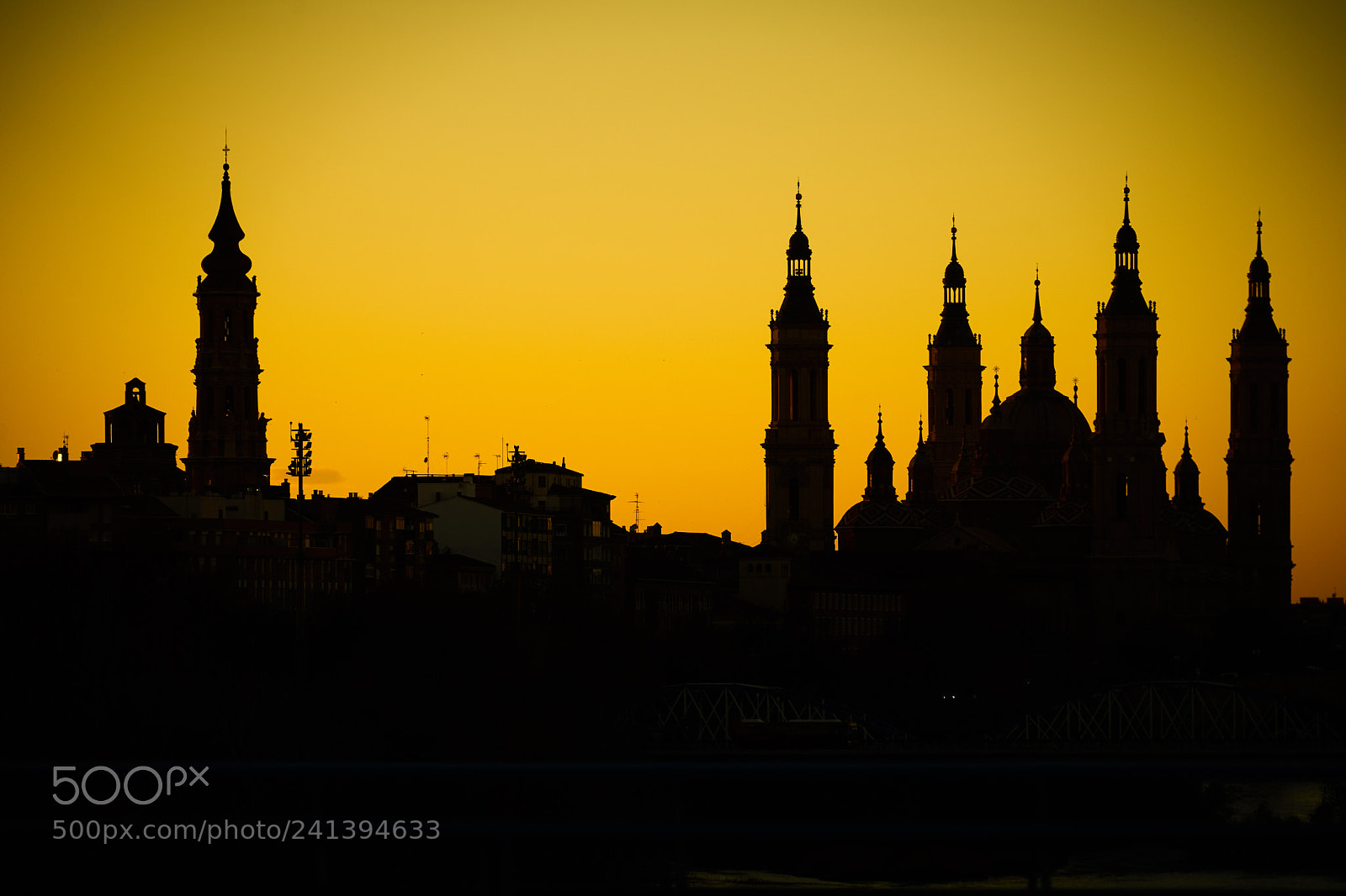 Sony a7 sample photo. Perfect skyline photography