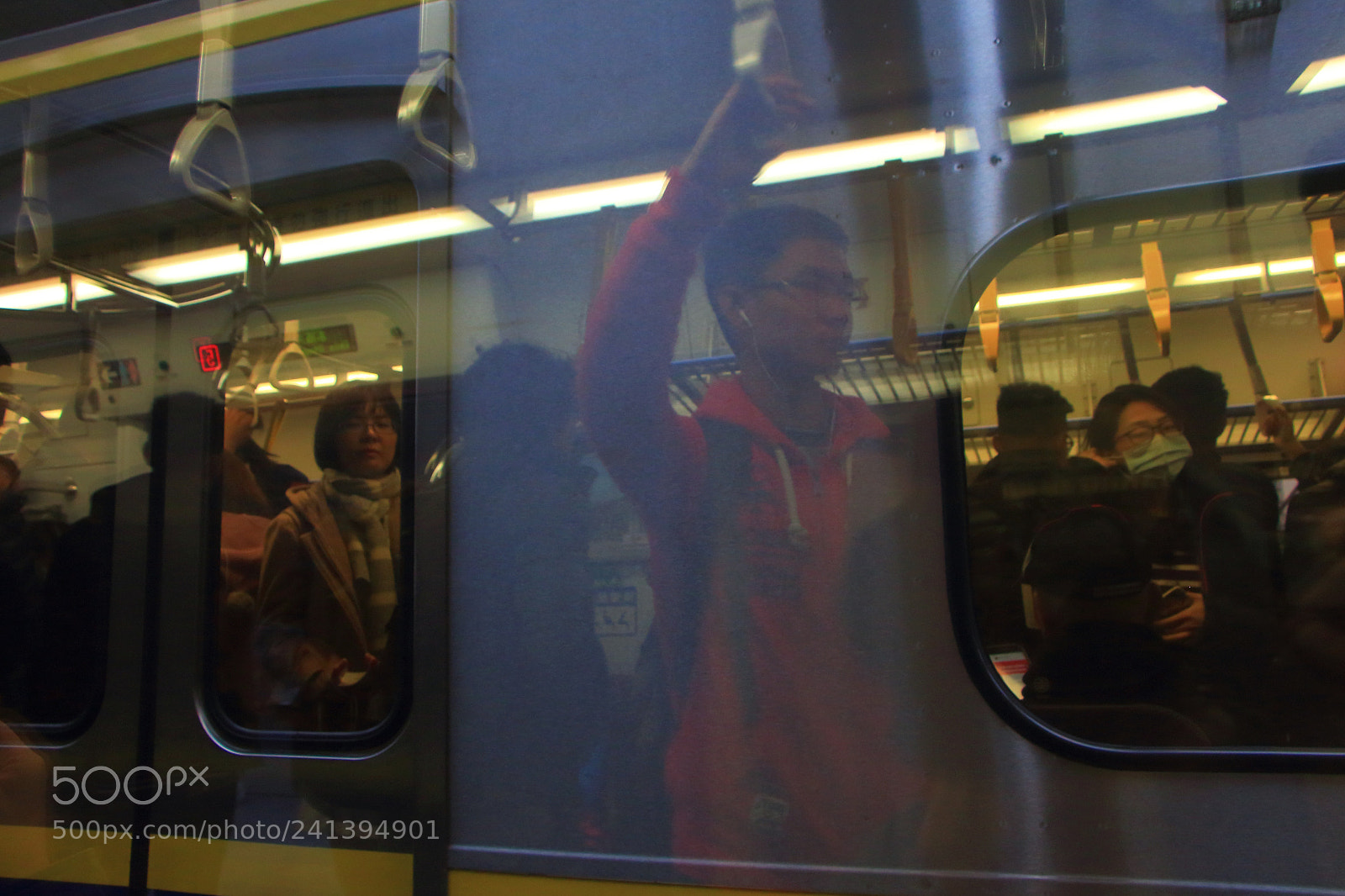 Canon EOS 650D (EOS Rebel T4i / EOS Kiss X6i) sample photo. #commuters photography