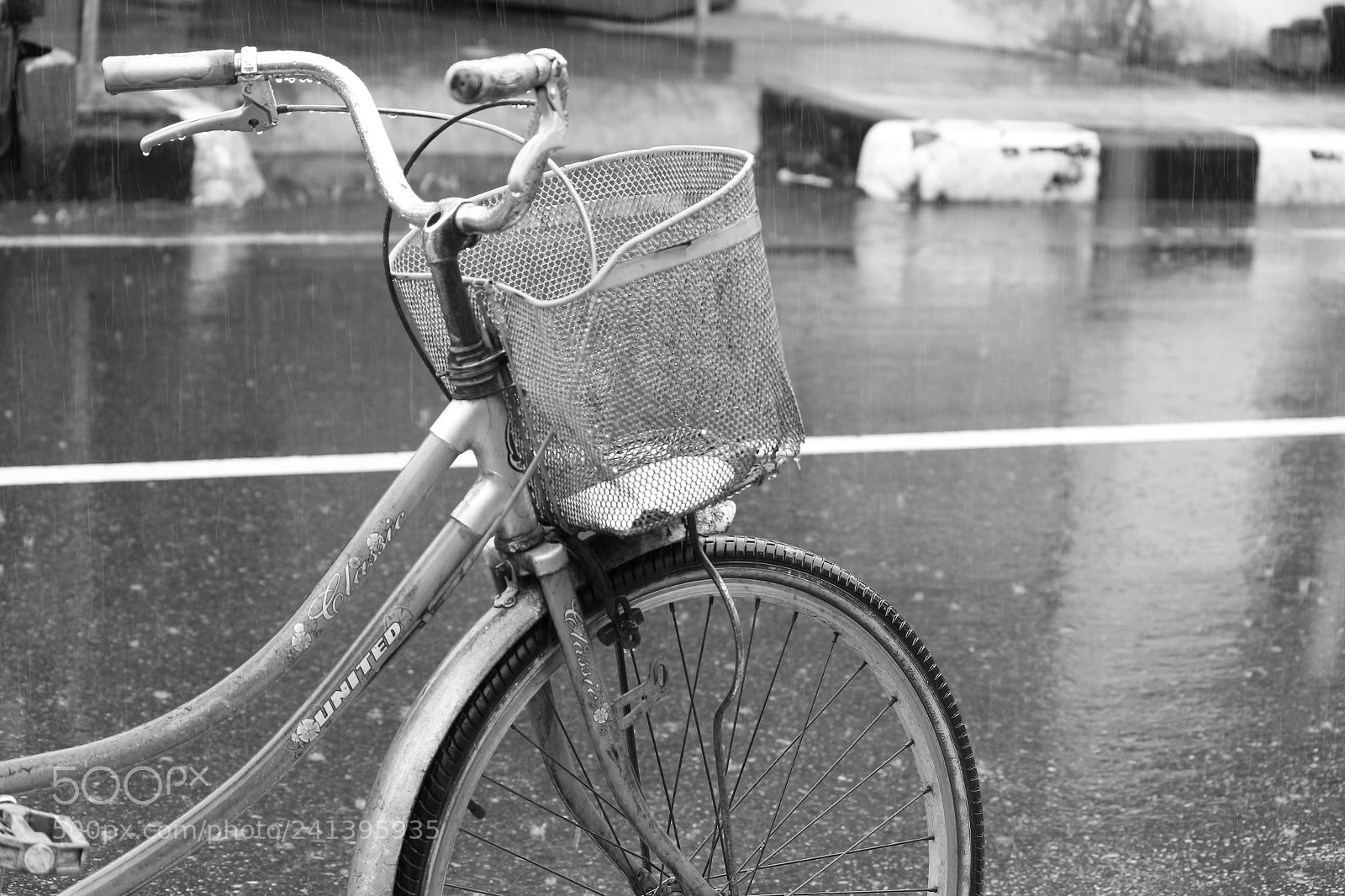 Canon EF-S 55-250mm F4-5.6 IS II sample photo. Old but gold photography