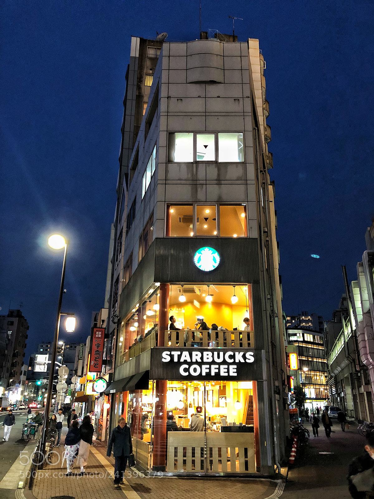 Apple iPhone X sample photo. 街角咖啡店 photography