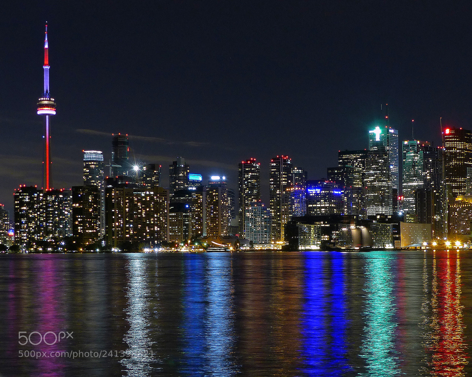 Panasonic Lumix DMC-FZ200 sample photo. Toronto skyline at night. photography