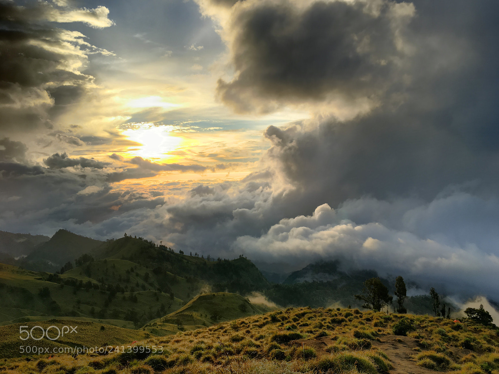 Apple iPhone 6s Plus sample photo. Mt. rinjani photography