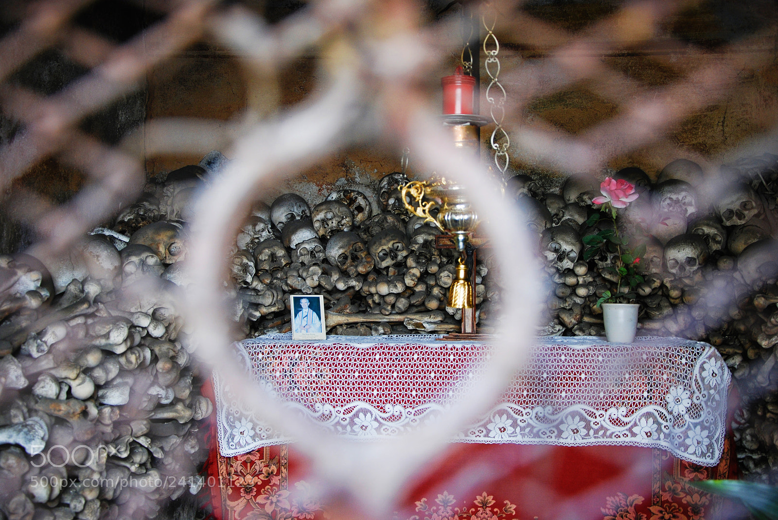 Nikon D60 sample photo. Trecallo ossuary photography