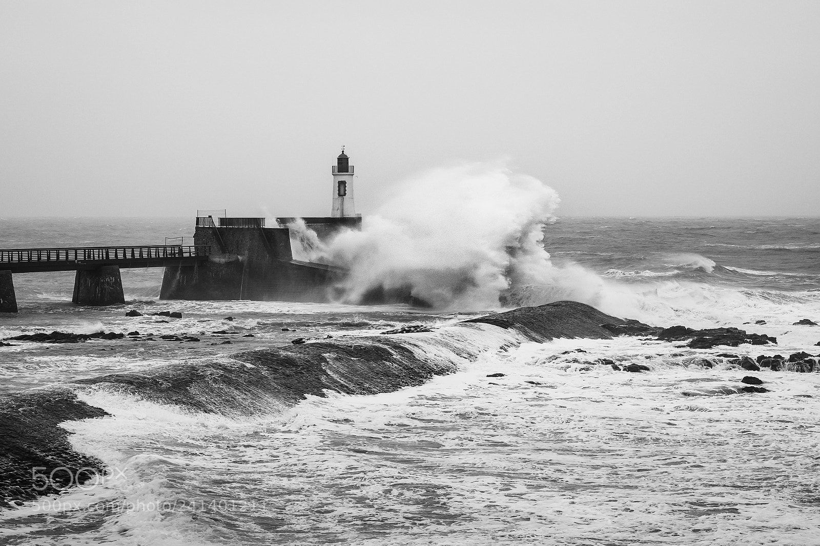 Olympus OM-D E-M10 II sample photo. Storm in focus photography