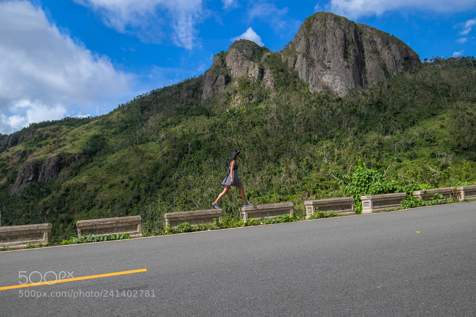 Canon EOS M5 sample photo. Up to the hill photography