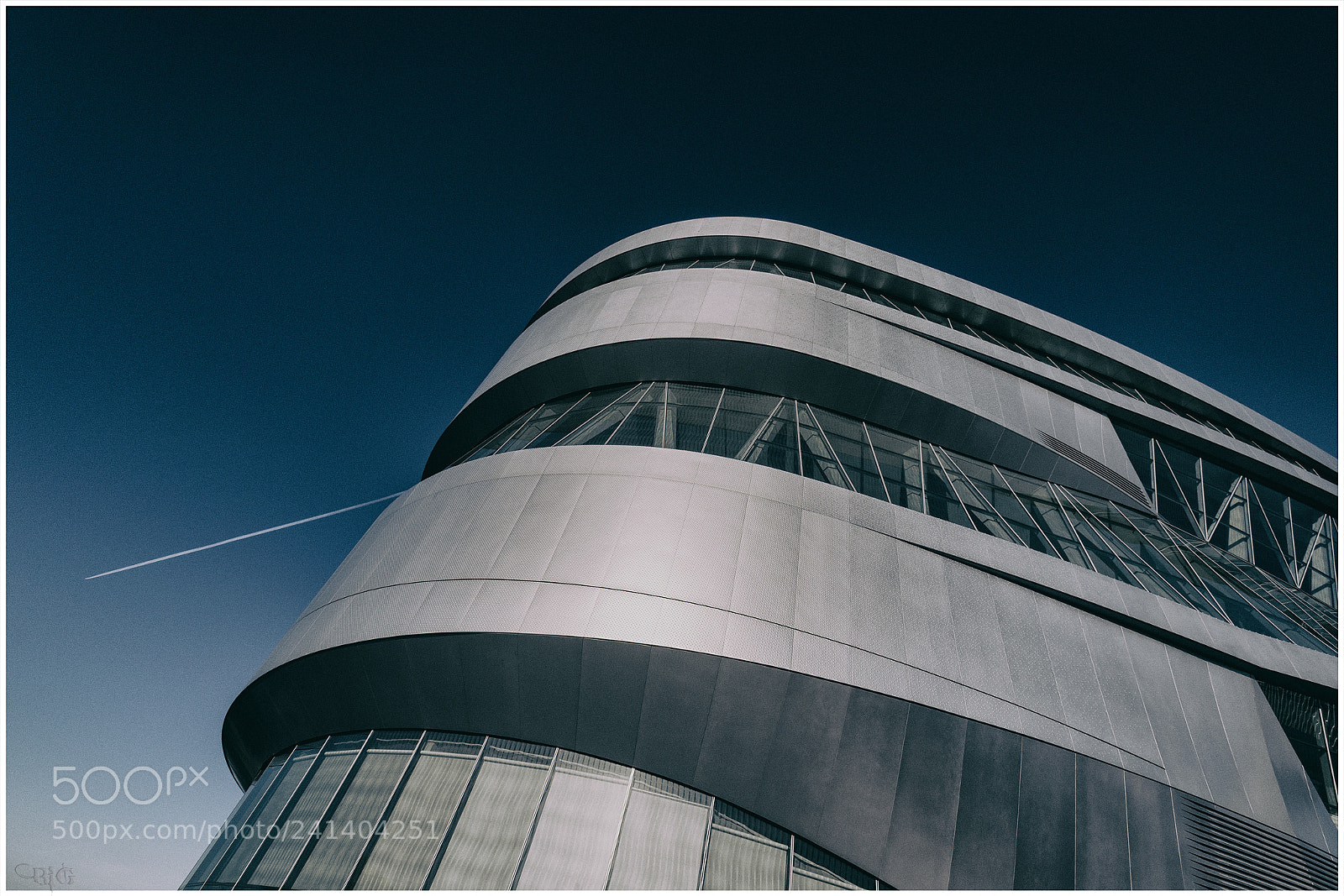 Sony a99 II sample photo. Mercedes museum photography