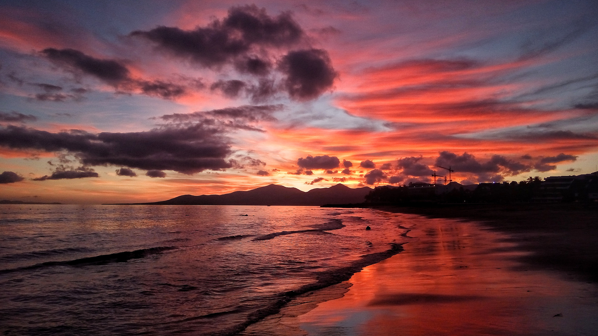 Xiaomi HM Note 2 sample photo. Red sunset over the atlantic ocean on lanzarote photography