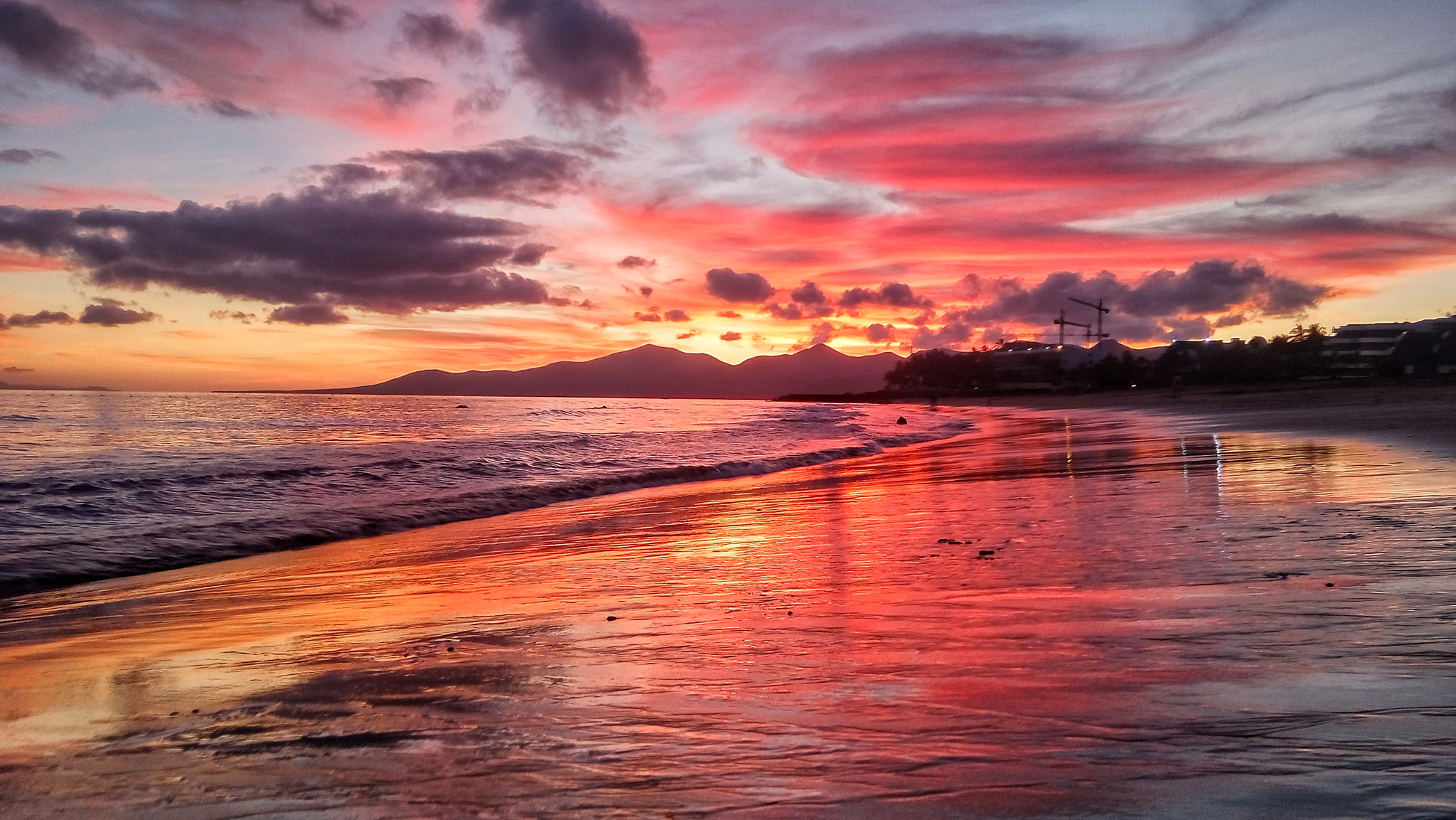 Xiaomi HM Note 2 sample photo. Red sunset over the atlantic ocean photography