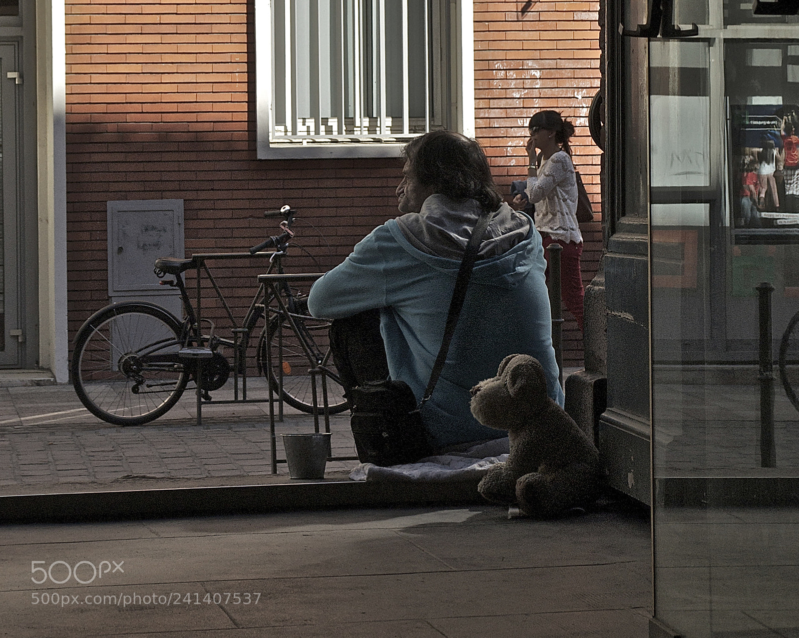 Pentax K200D sample photo. Homeless in toulouse photography