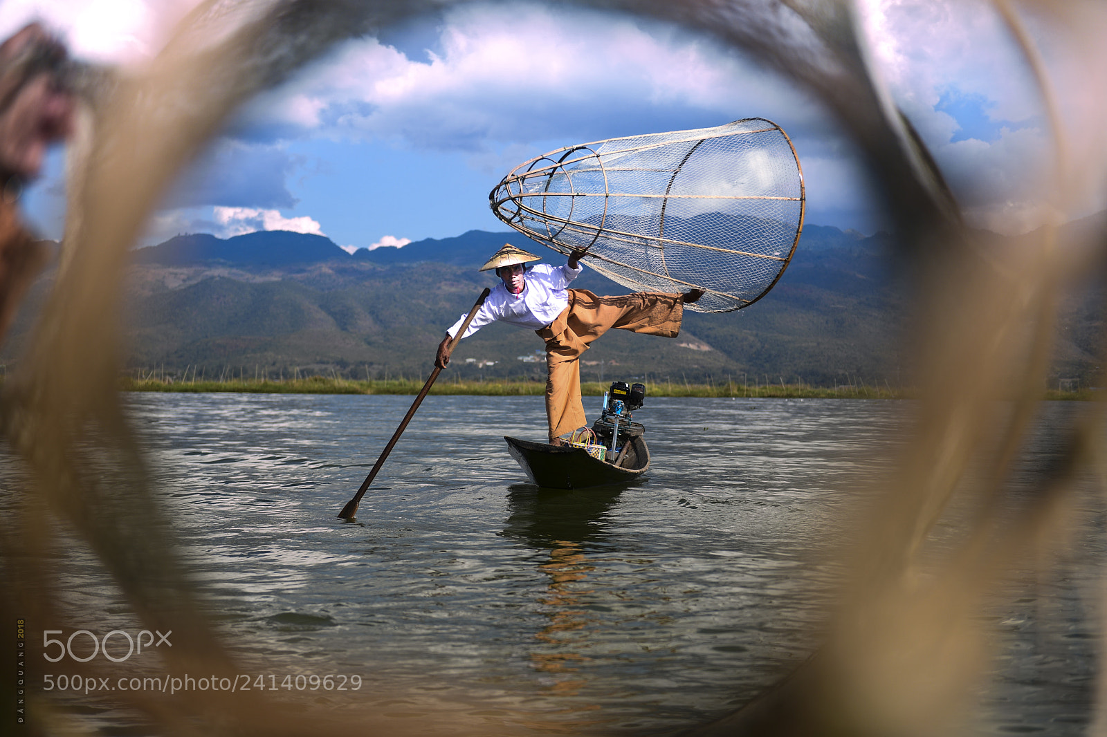 Nikon D5 sample photo. Fisherman in myanmar photography