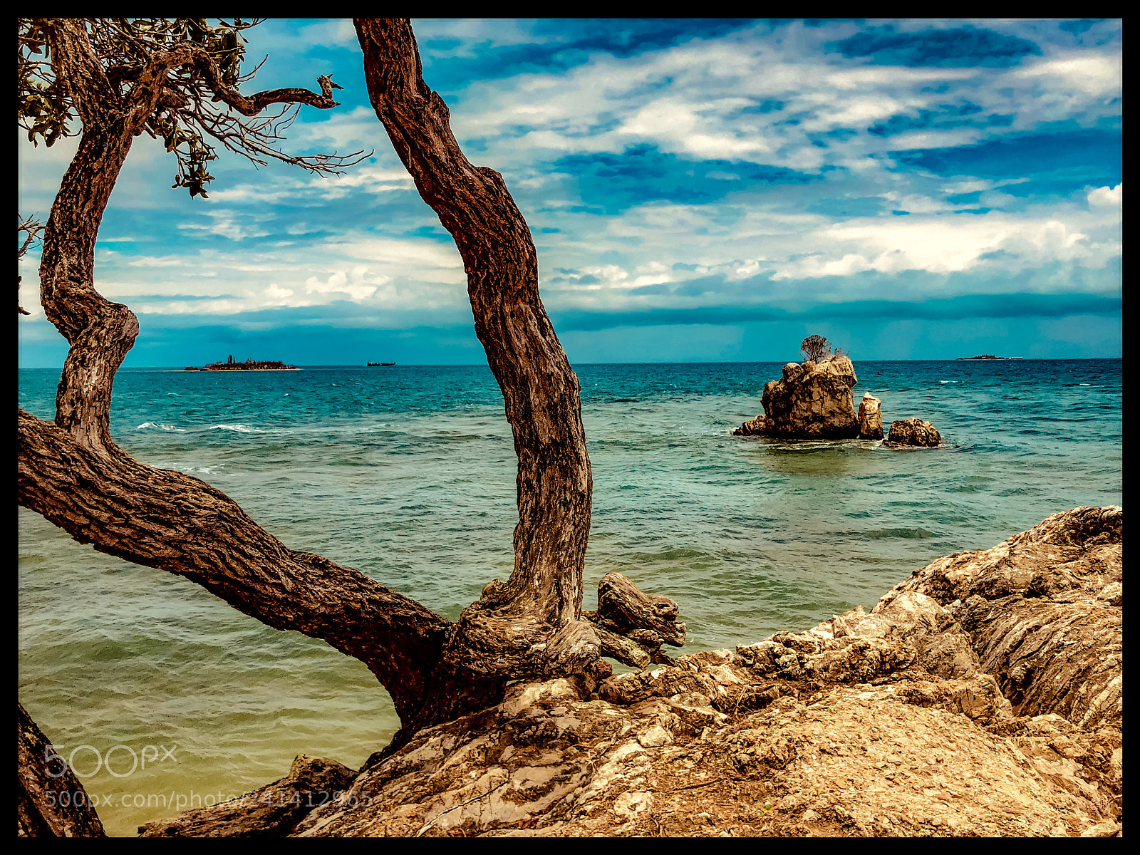 Apple iPhone X sample photo. Rocher à la voile, noumea. photography