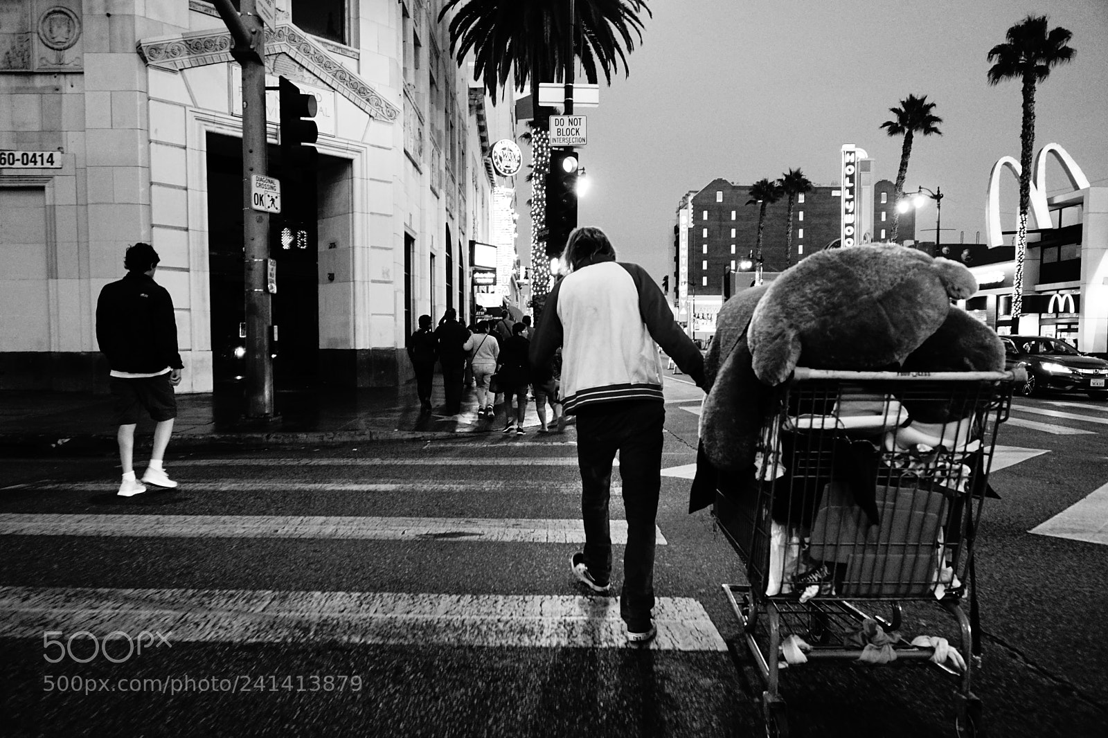 Sony ILCA-77M2 sample photo. Homeless but hopeful photography