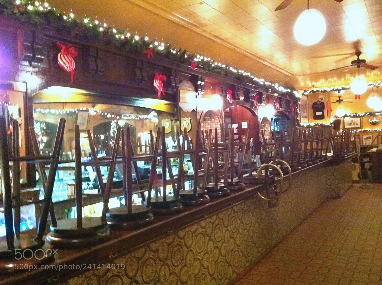 Apple iPhone 4 sample photo. The buena vista cafe photography