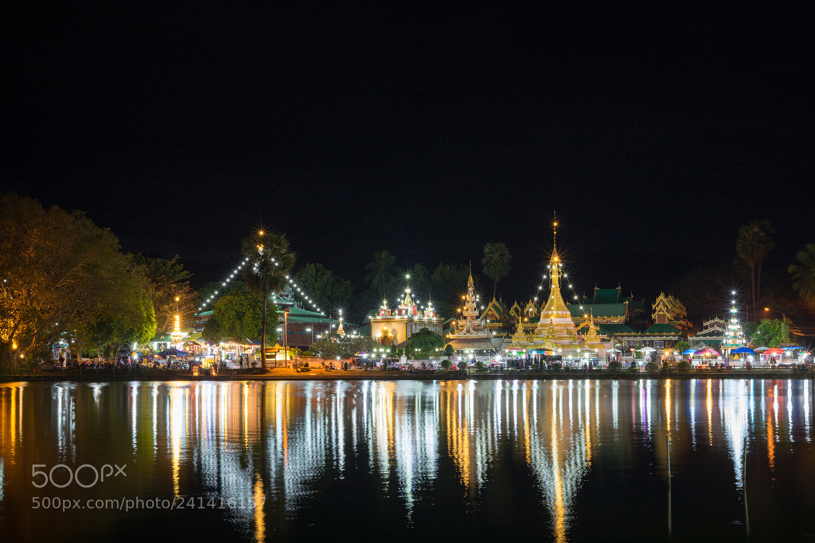 Sony a7 II sample photo. The temple photography