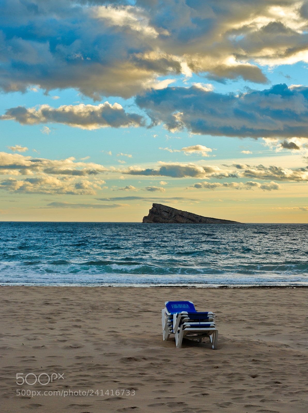 Canon EOS 6D Mark II sample photo. Waiting for summer photography