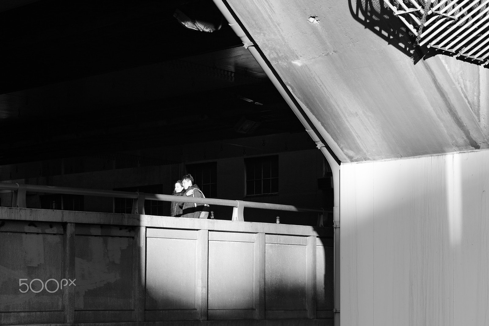 Summicron-M 50mm f/2 (IV, V) sample photo. Urban street snap photography
