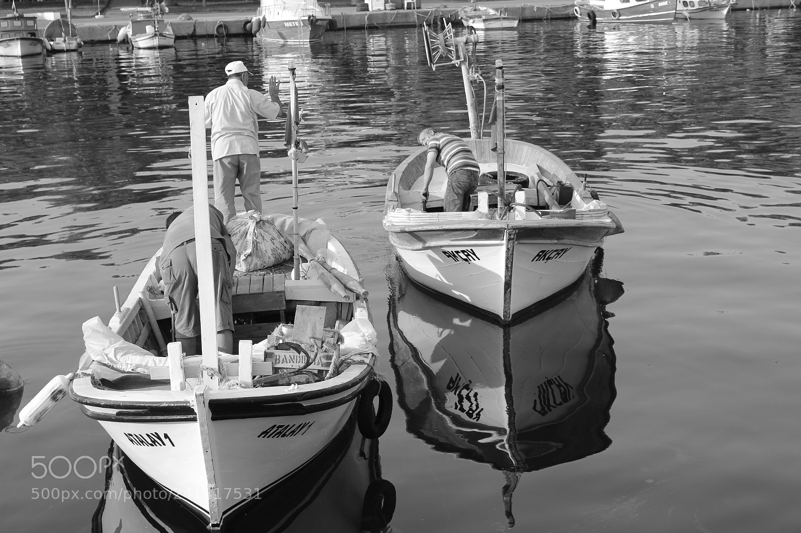 Canon EF-S 18-55mm F3.5-5.6 IS sample photo. Fishermen photography