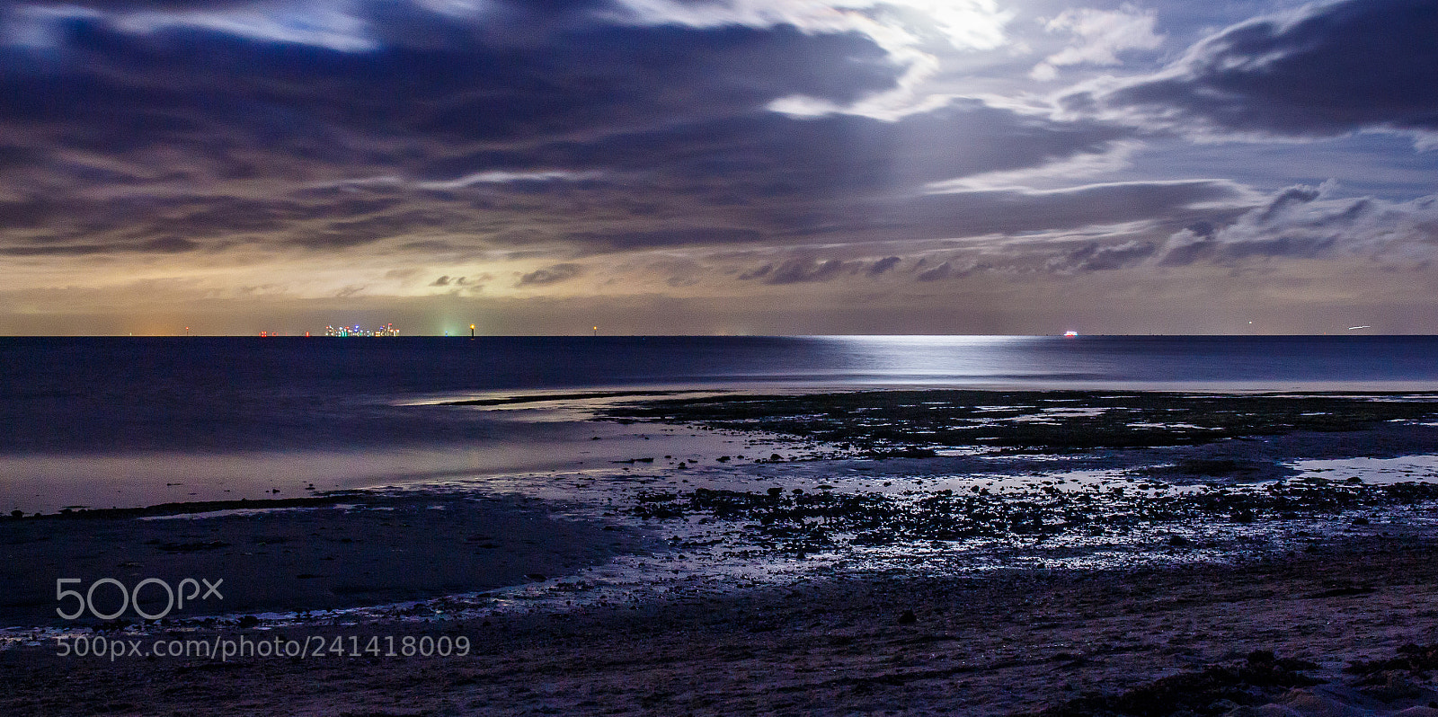 Canon EOS 650D (EOS Rebel T4i / EOS Kiss X6i) sample photo. Melbourne distant lights photography