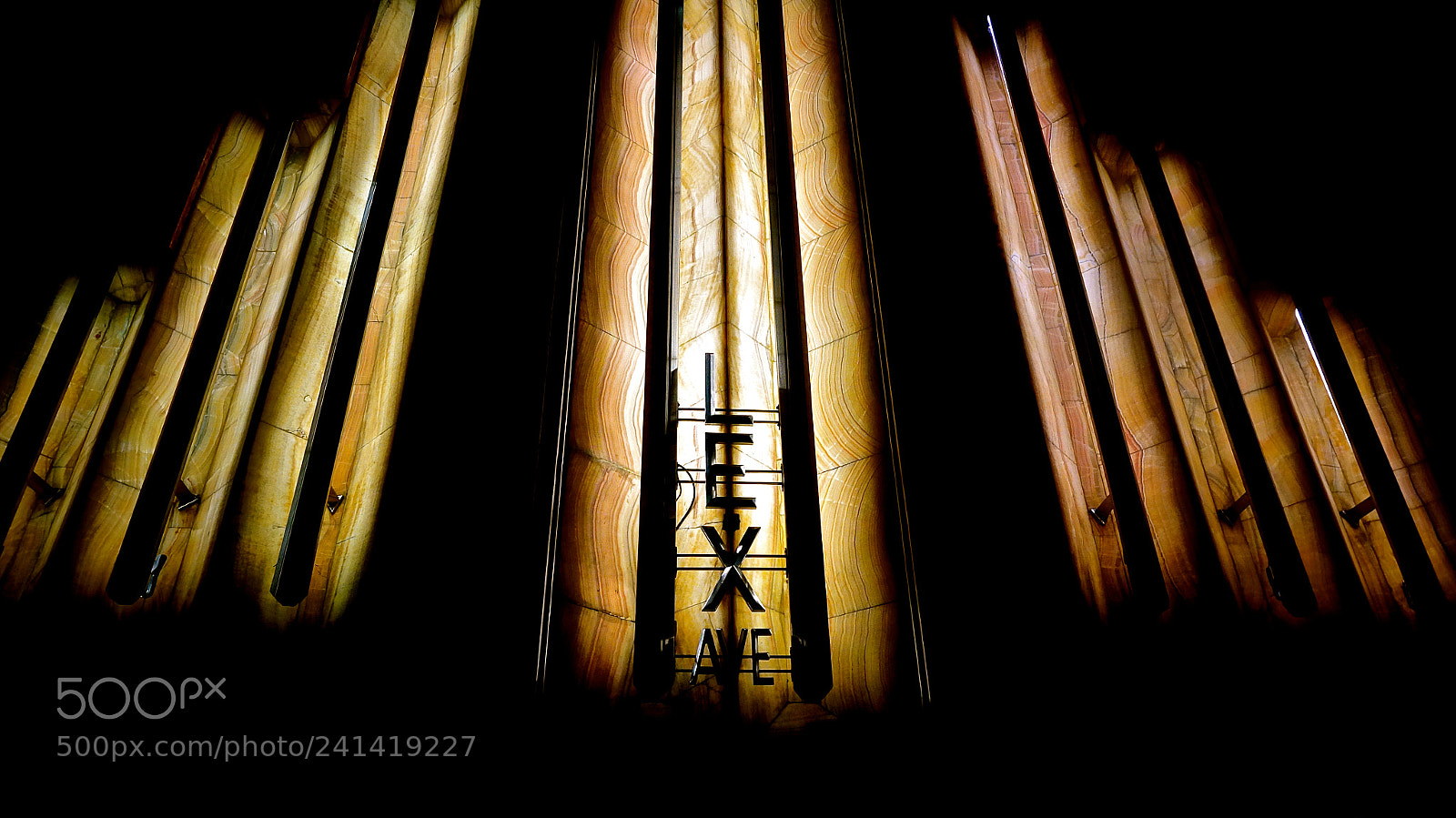 Sony Alpha NEX-3N sample photo. Lex avenue photography