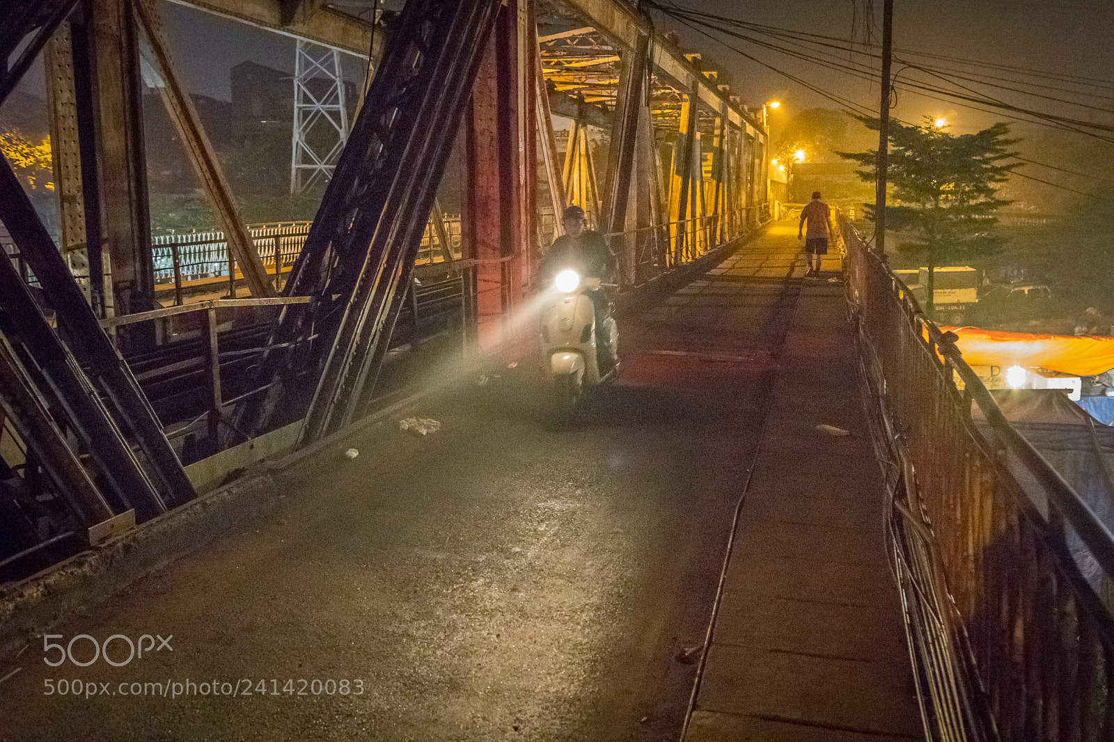 Canon EOS 6D Mark II sample photo. Night raider photography