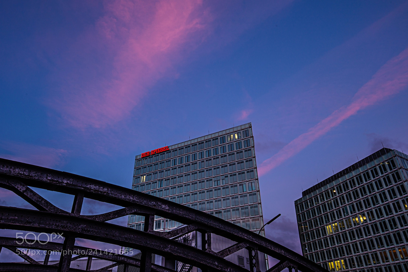 Canon EOS 5DS R sample photo. Der speigel photography